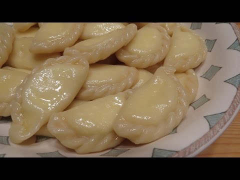 How to cook dough for dumplings with potatoes and cottage cheese