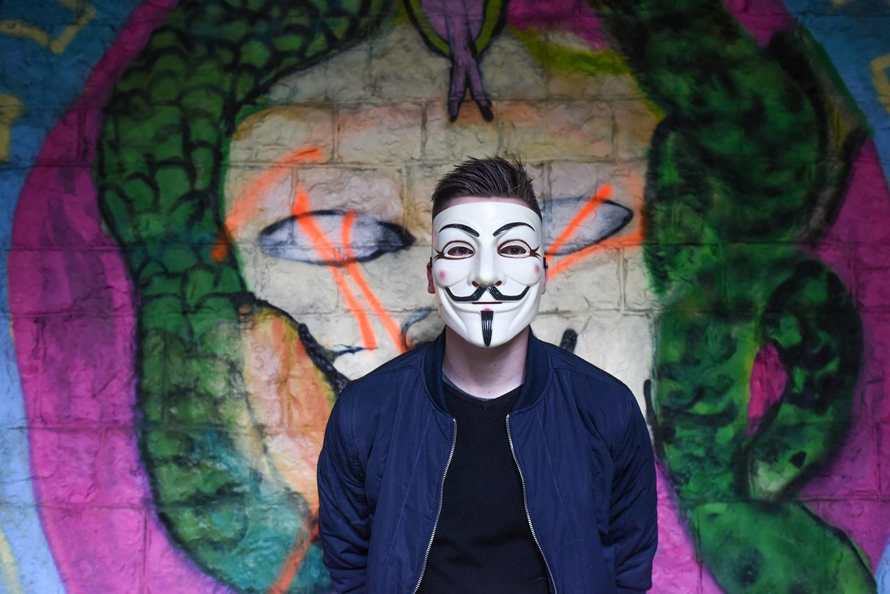 Masked Hacker Anonym