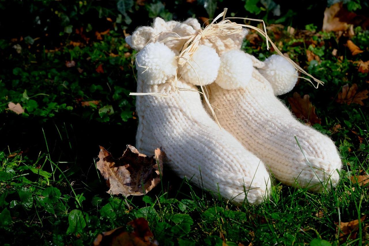 Knitting socks