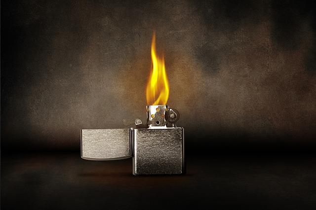 Ảnh nhẹ hơn của Zippo