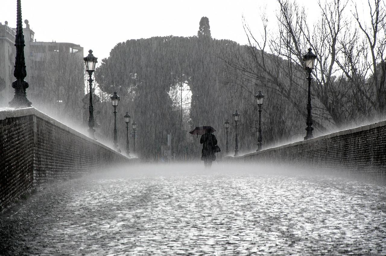 Introvert photo in the rain