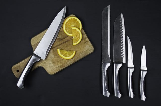 Photo of sharp knives